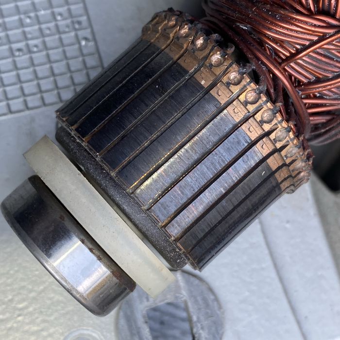 Circular MAKITA 5903R/1 1550W 235MM