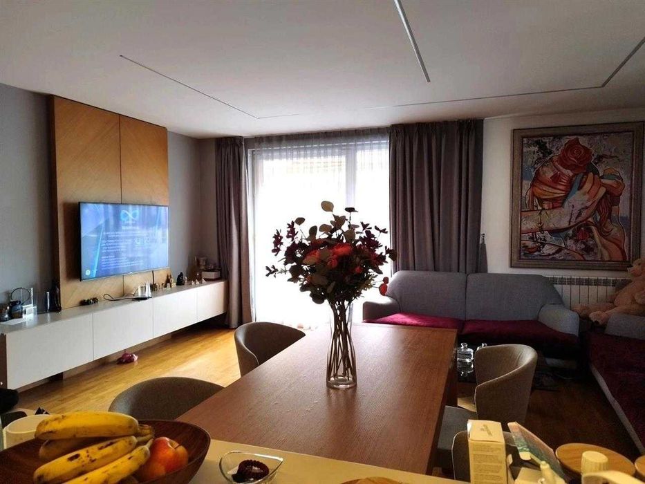 Двустаен имот в Център-ЦУМ