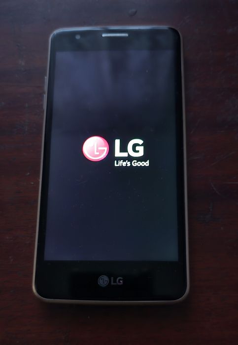Телефон LG K8 2017г На запчасти