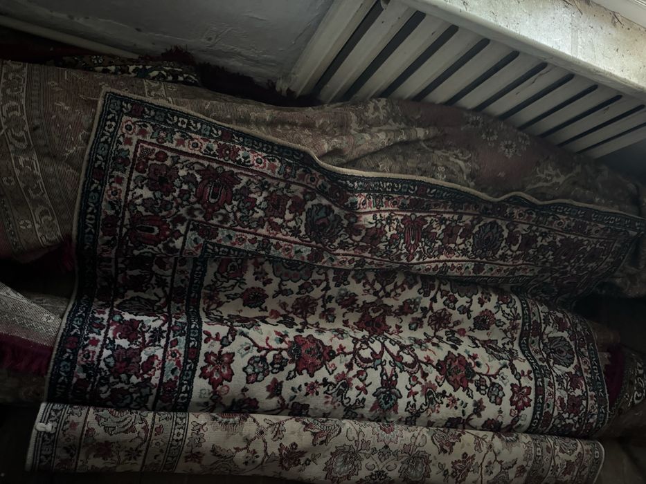 продам ковры разные