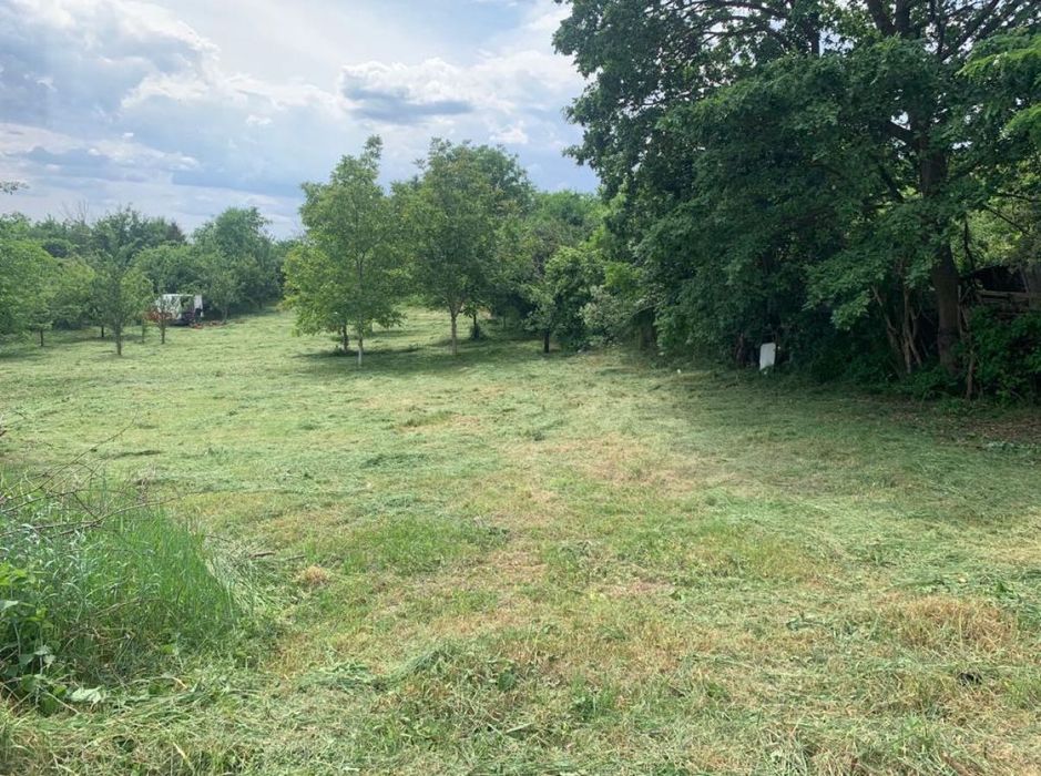 Teren unic Platoul Cornesti - str. Posada - teren drept cu utilități!