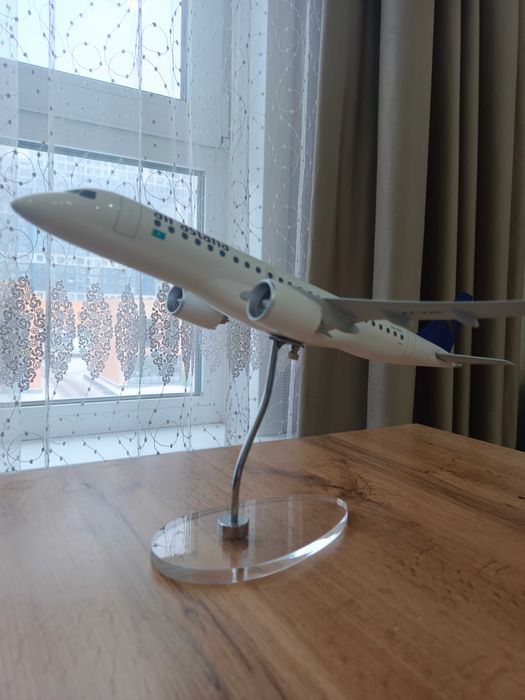 Коллекционная модель самолёта