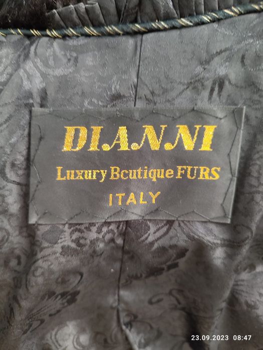 Продам Норковою шубу