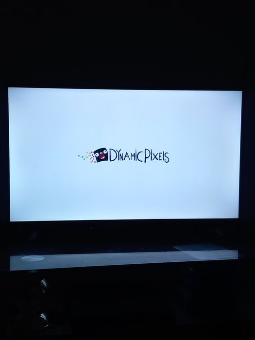 Playstation 4  tot ce se vede în poza