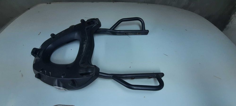 стойка Givi Monokey за Ямаха Yamaha MT 03 2006-14