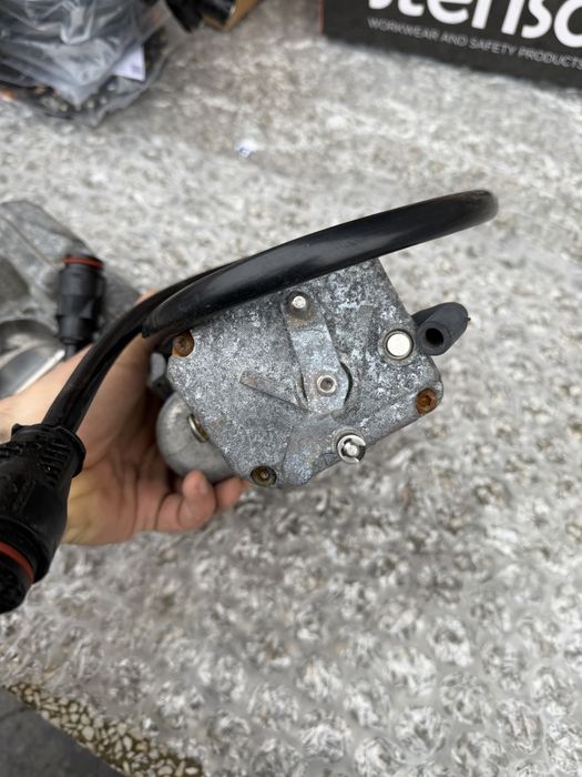 Дросели Мерцедес М120 V12