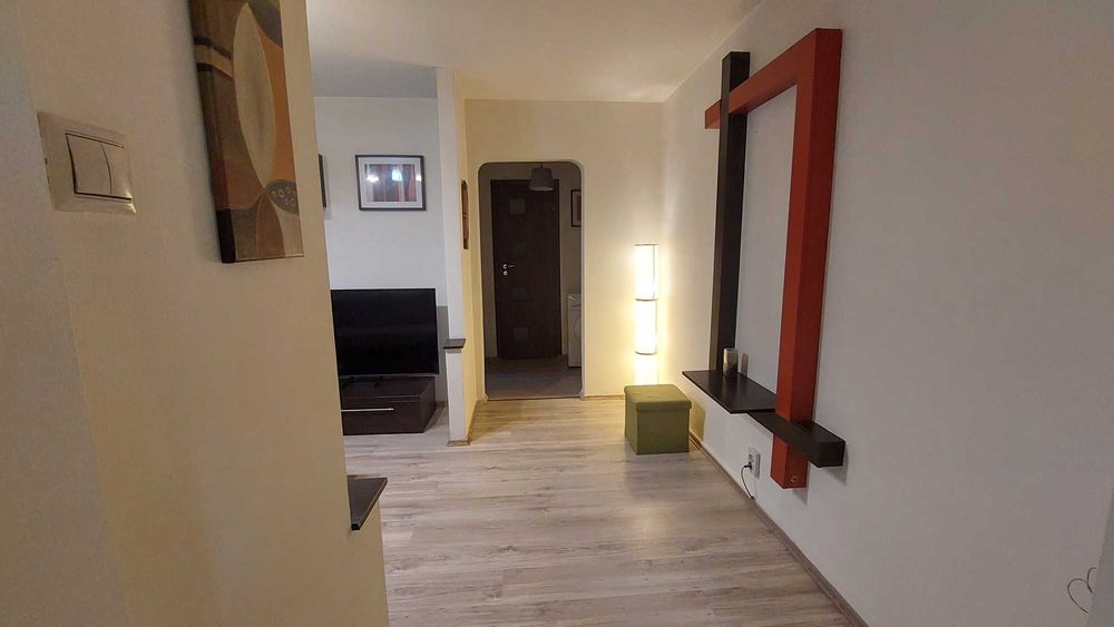 Apartament 3 camere de vanzare