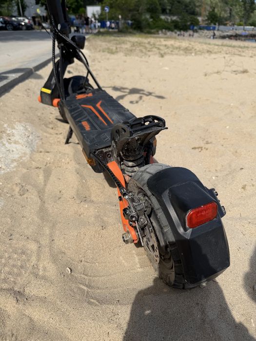 Продавам електрическа тротинетка KuKirin G2 Pro