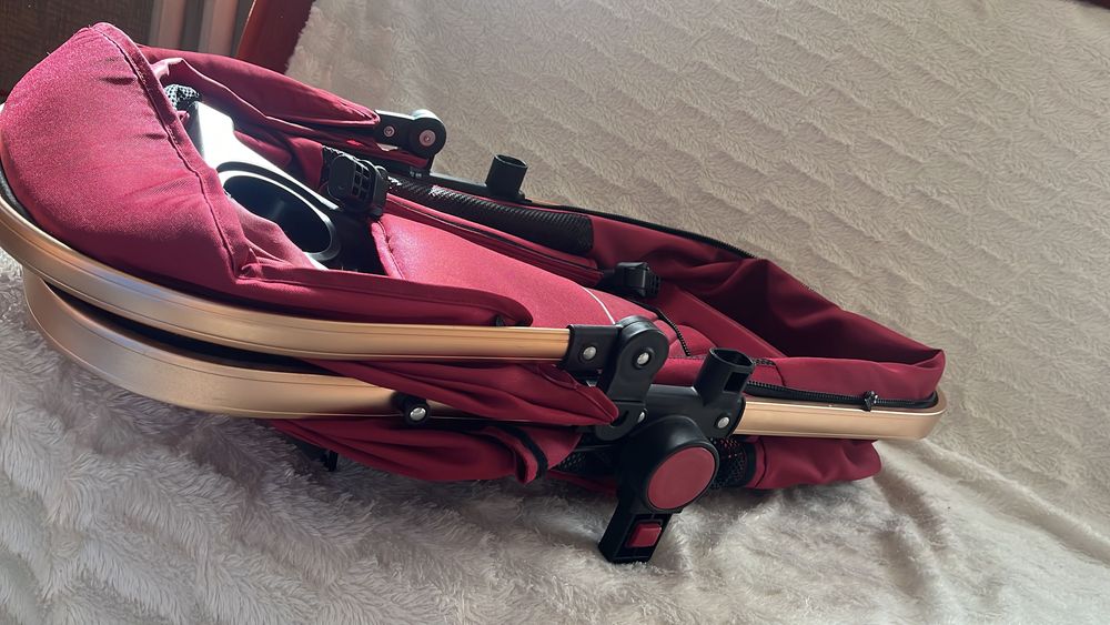 Коляска детская для девочки