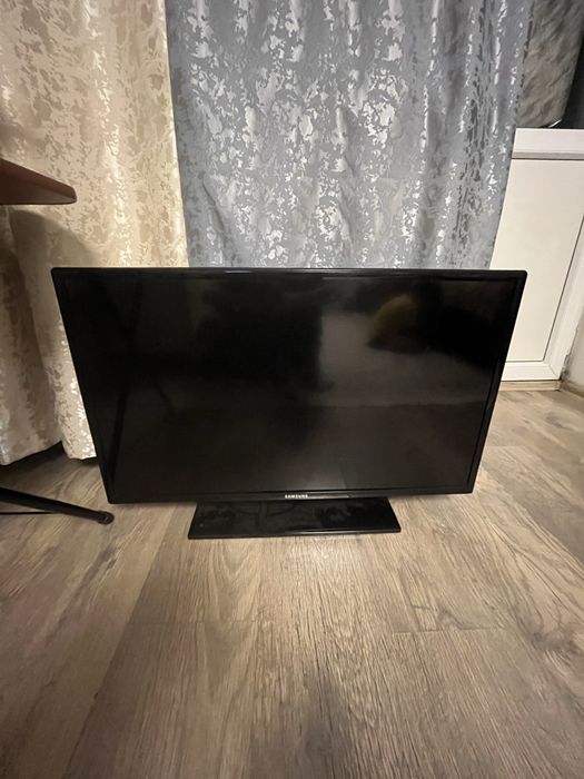 Продам телевизор самсунг samsung