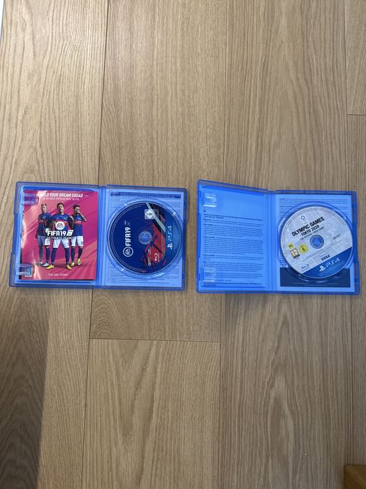 Комплект игри за PS4