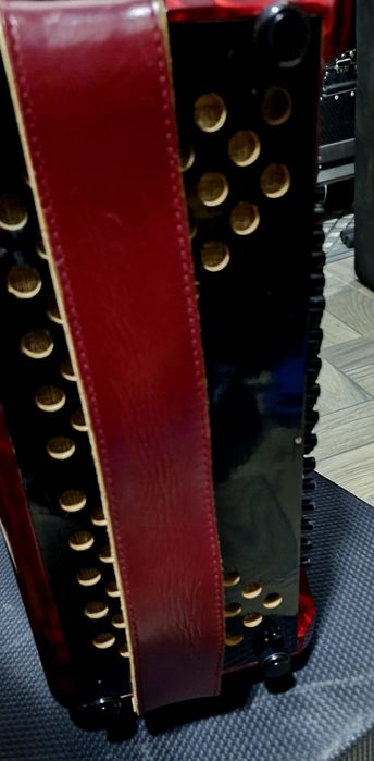 Acordeon Hohner Concerto 2 cu 72 de basi