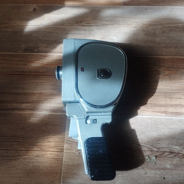 Кинокамера СССР."КВАРЦ"