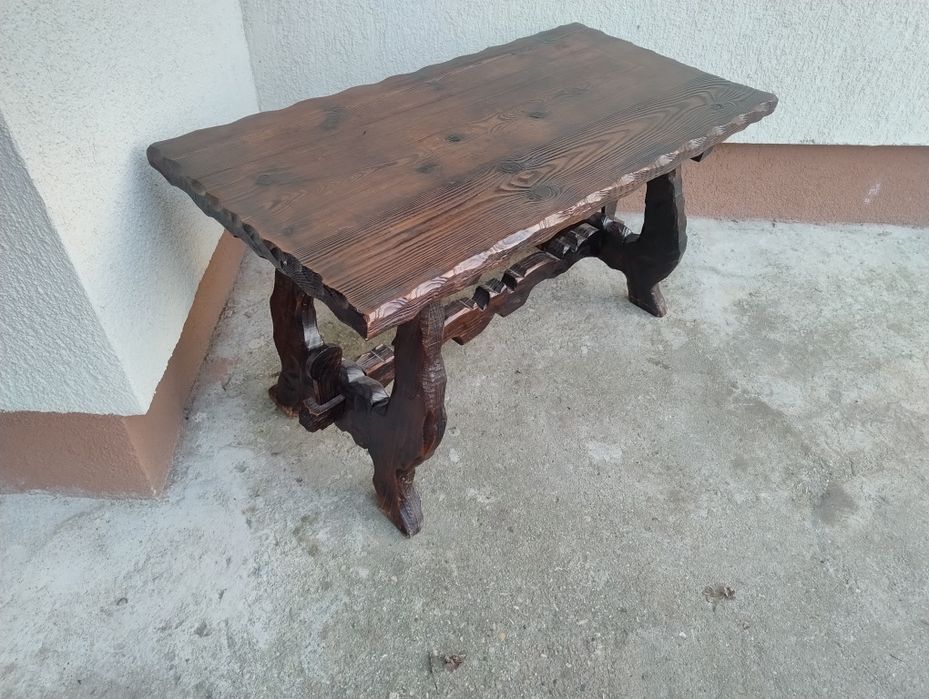 De vânzare măsuță de cafea rustică din lemn masiv