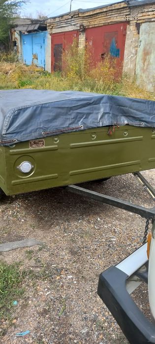 Легковой прицеп.