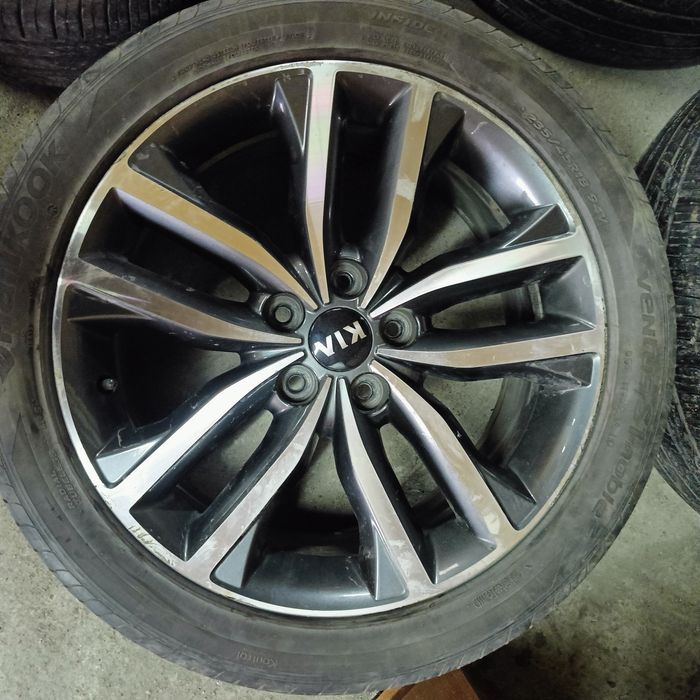 Обменяю колеса 235/45 R18