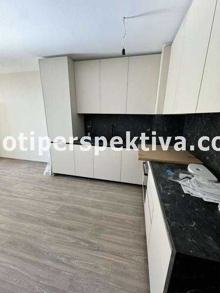 Продава се Тристаен апартамент в Пловдив, Кършияка - 116 кв.м за 1483 €/кв.м - Снимка #2