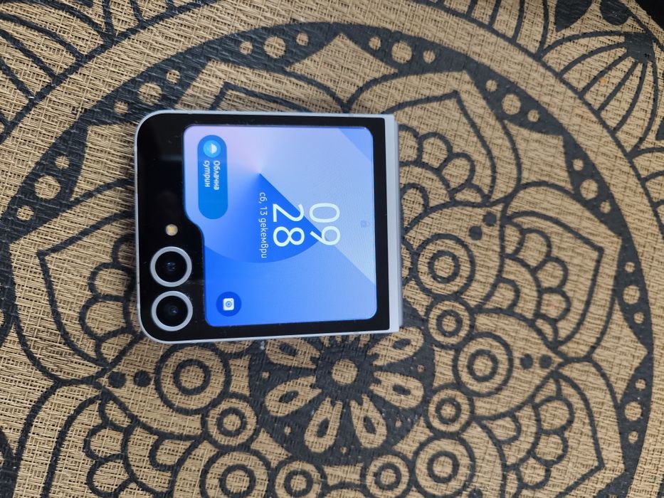 Samsung Galaxy Z Flip6 гаранционен