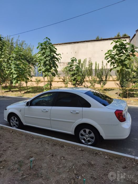 Gentra 3 pozitsiya lyuksiz