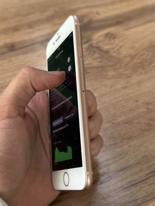 iPhone 8 64gb (Золотистый)