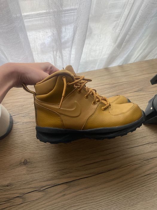 Nike ботинки 35 размер на мальчика