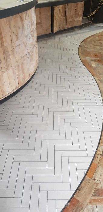 Servicii Amenajari Interioare/Montaj gresie/faianta/granit Iasi