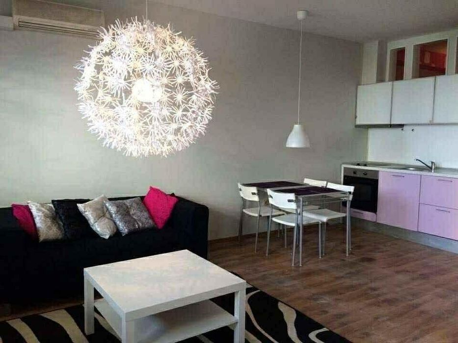 Дава се под наем Двустаен апартамент в София, Младост 3 - 80 кв.м за 664 € - Снимка #1