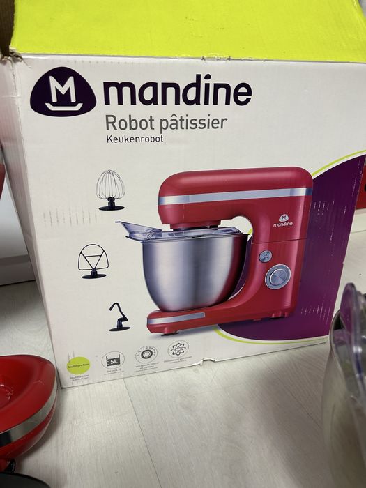 Mixer rosu/ robot de bucatarie Mandine