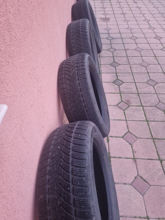 Anvelope iarnă 215x60 R17