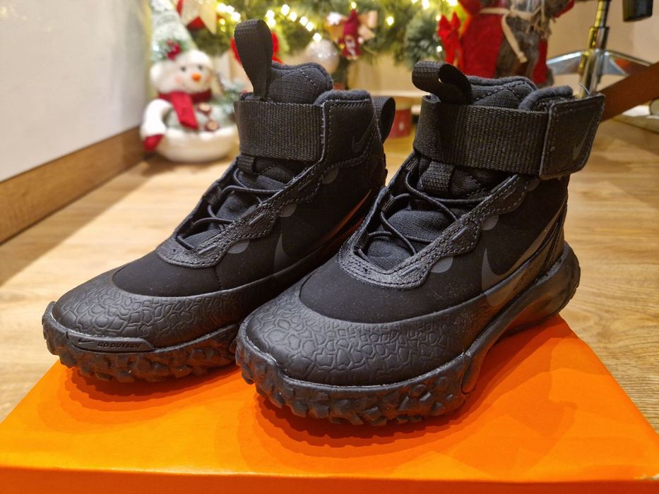 Детски зимни обувки Nike Terrascout