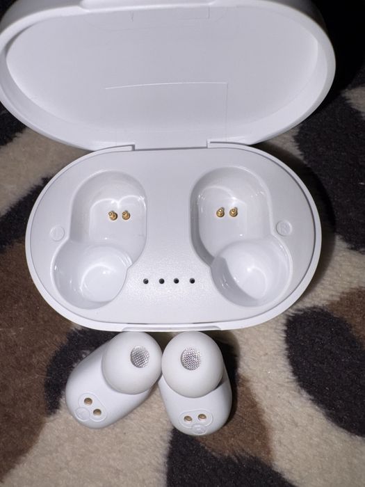 Căști bluetooth noi