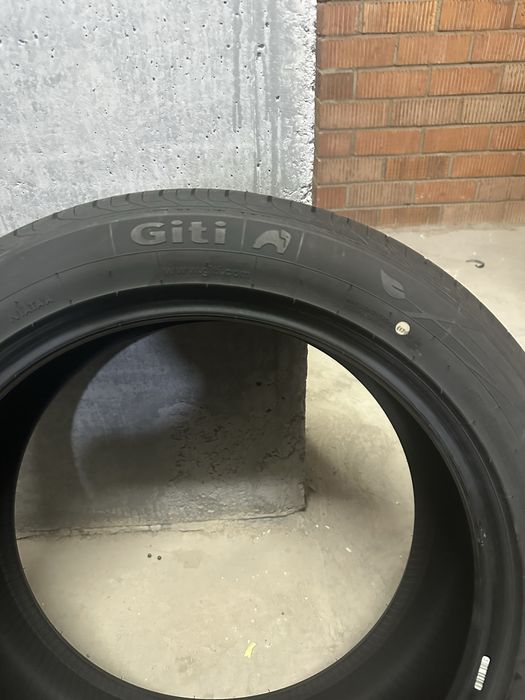 Шины Giti 235/50R19