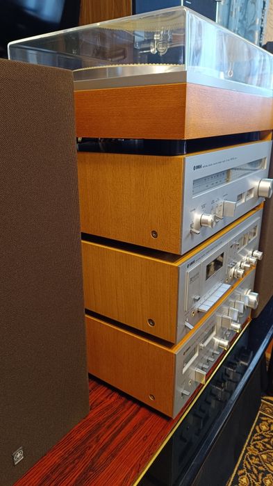 Ямаха -винтажный комплект.