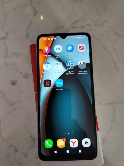 Продам смартфон Redmi a3