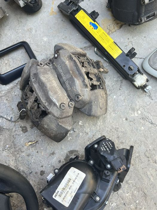 Части за Мерцедес мл 163 270