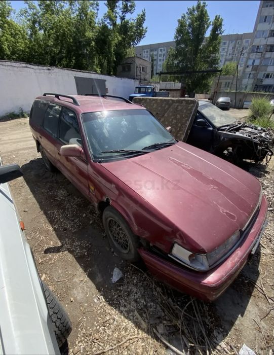 Mazda 626 Универсал , 1992 года