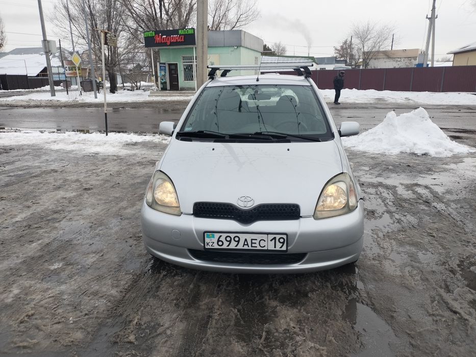 Toyota Yaris Тойота Ярис