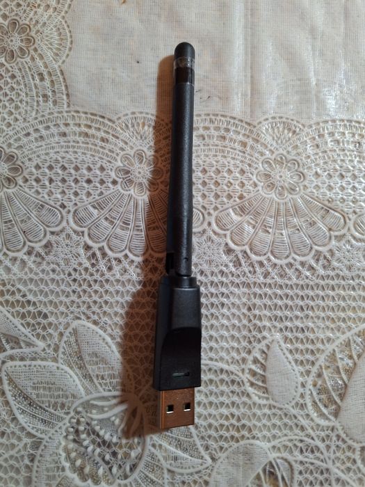 Wi-fi  адаптер универсал.