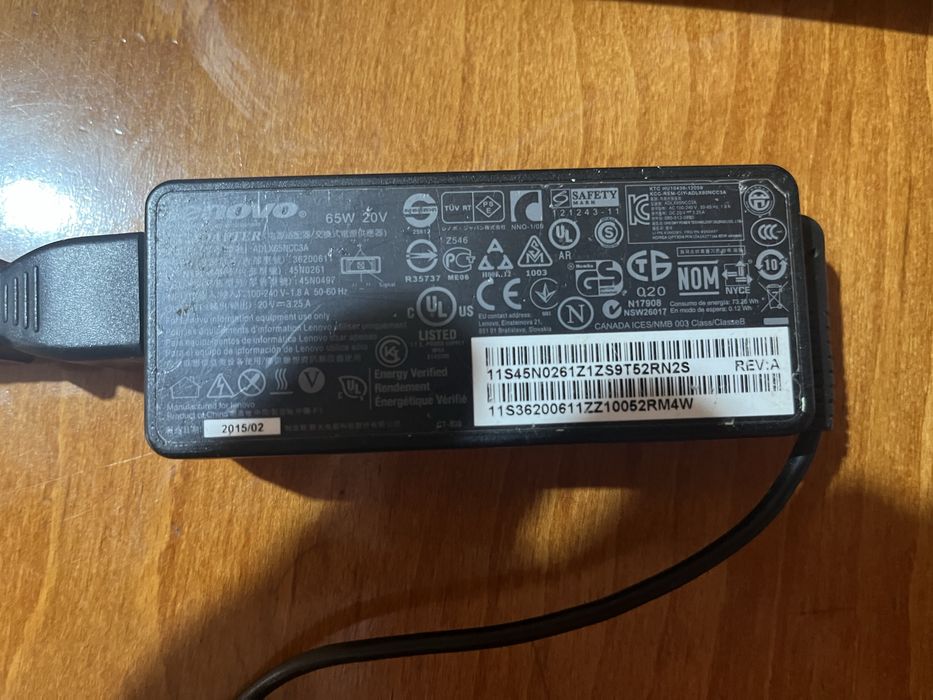 Lenovo B50-70 – работещ лаптоп, малко дефекти (липсващи клавиши)