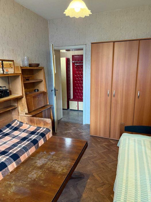 Дава се под наем Двустаен апартамент в Варна, Център - 50 кв.м за 229.5 € - Снимка #1