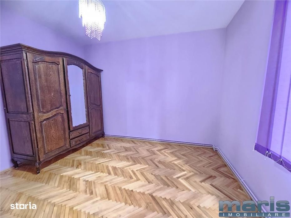 Inchiriere apartament 3 camere Tudor cu 2 bai amenajat.