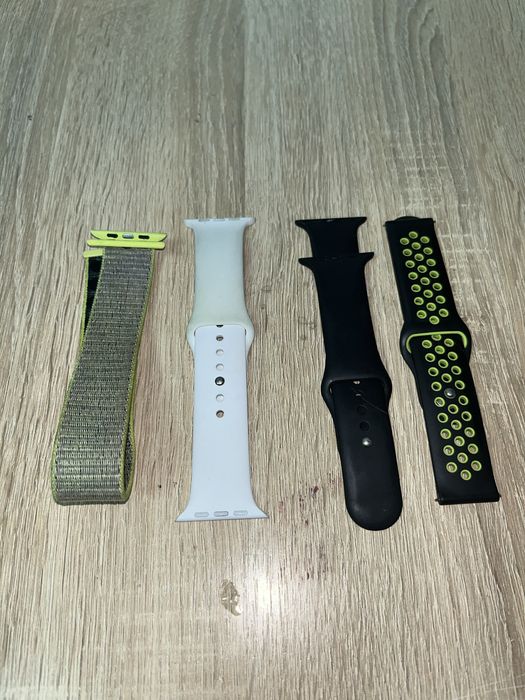 Apple watch series 4 space grey aluminium case 44mm