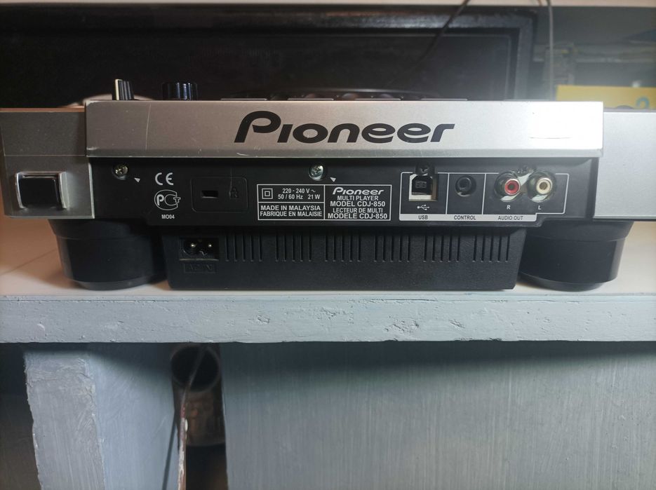Pioneer player CDJ-850