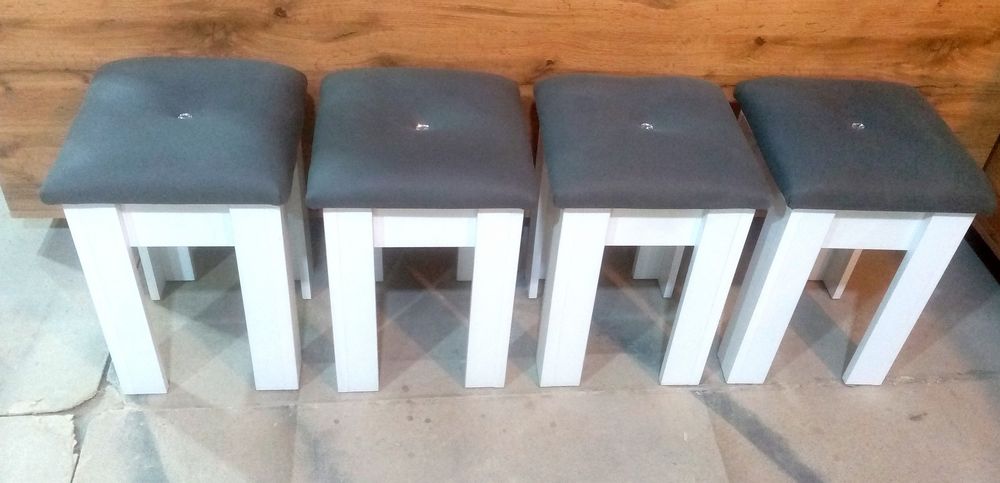 Продам новые кухонные табуретки!