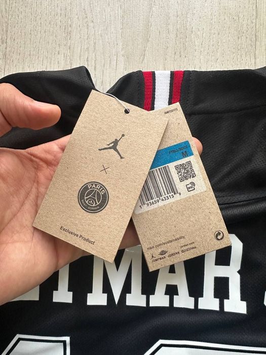 Эксклюзивная форма Неймара Джуниора