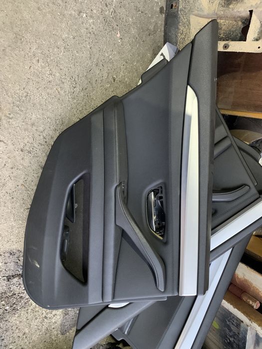 Продаваме кожен черен рекаро салон за бмв ф10 bmw f10.