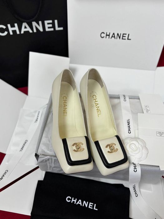 Дамски обувки Chanel