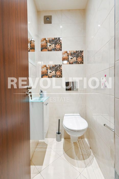 Продава се Тристаен апартамент в София, Люлин 9 - 84 кв.м за 1451 €/кв.м - Снимка #9