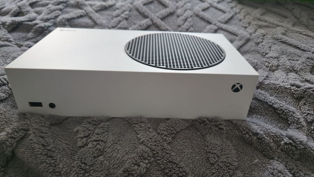 Продам Xbox series S