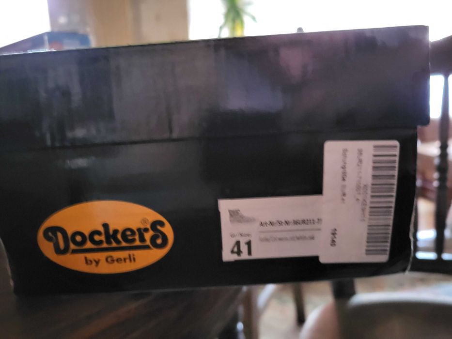 Ghete Dockers NOI mărimea 41